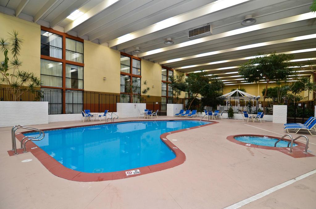 Red Lion Hotel Farmington Udogodnienia zdjęcie